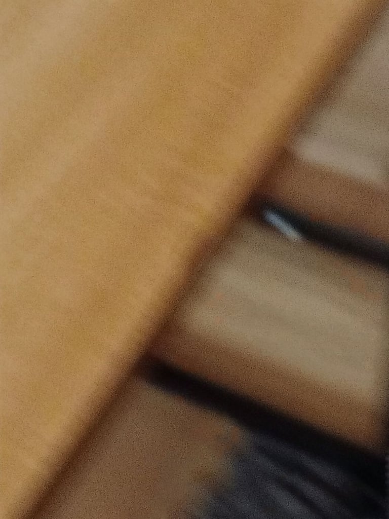 vidaXL Computer Desk Black and Light Oak 80x40x72 cm MDF and Metal