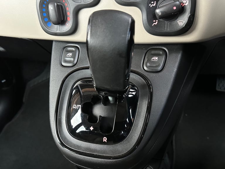 2013 63 Fiat Panda 0.9 TwinAir (85) Easy Automatic 5 Door Sweet Dreams Turquoise