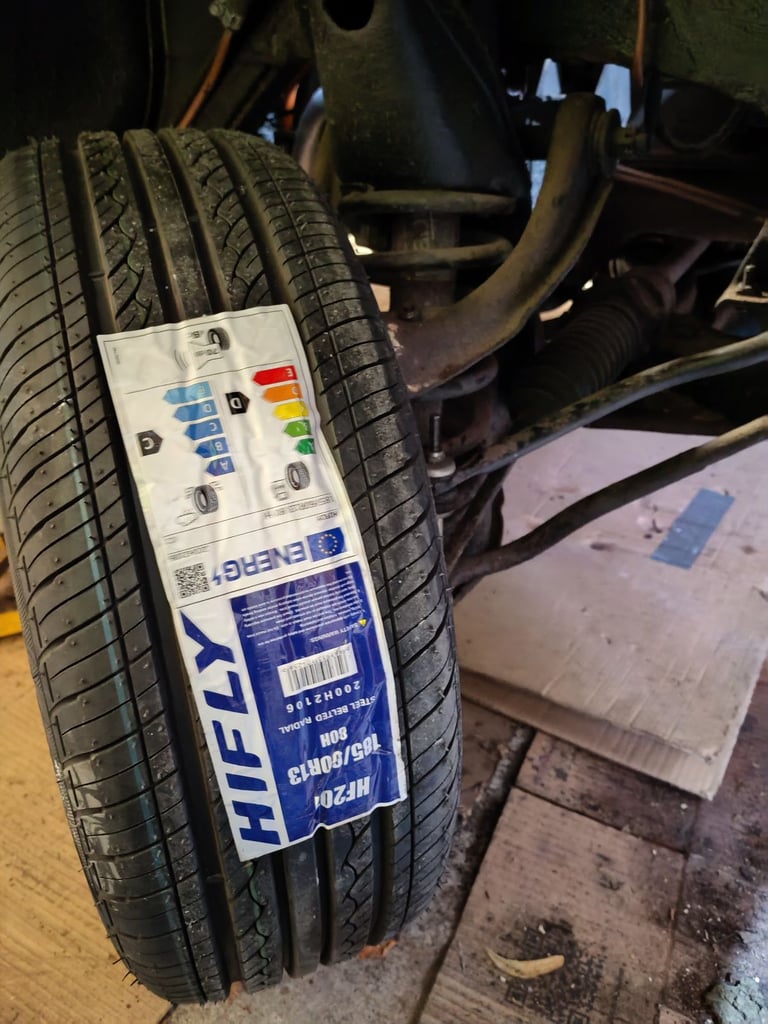 Ford, CORTINA GHIA AUTO, 1982, 1993 (cc)