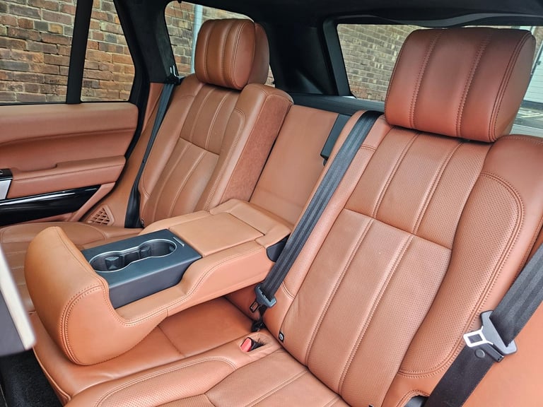 Range Rover 3.0 SDV6 Hybrid autobiography vogue rear entertainment 340bhp Auto