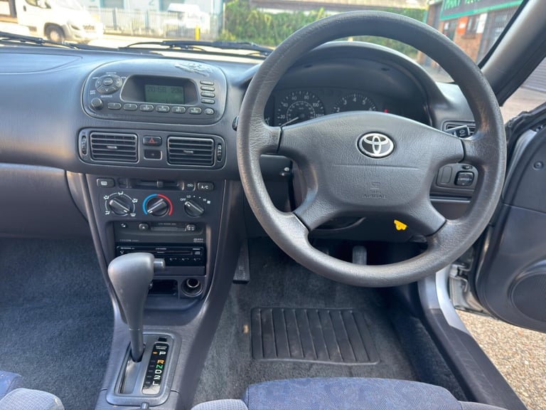 2001 Toyota Corolla 1.6 GS 5dr HATCHBACK Petrol Automatic