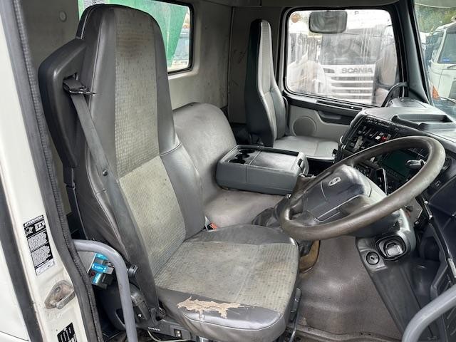 Volvo FM 380 8x4 Day Cab Steel Tipper Manual