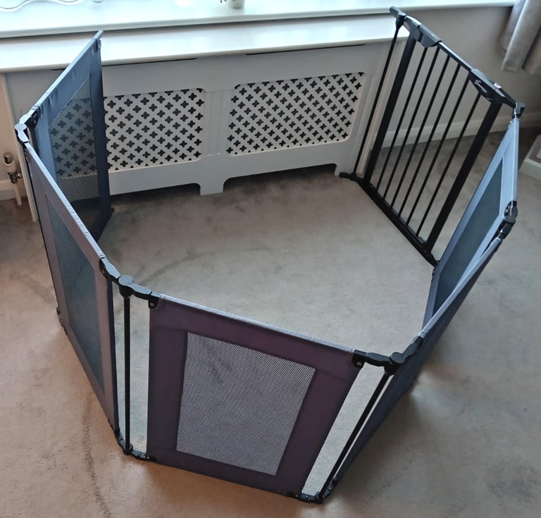 Dreambaby Brooklyn Converta Play-Pen Gate With Mesh Sides