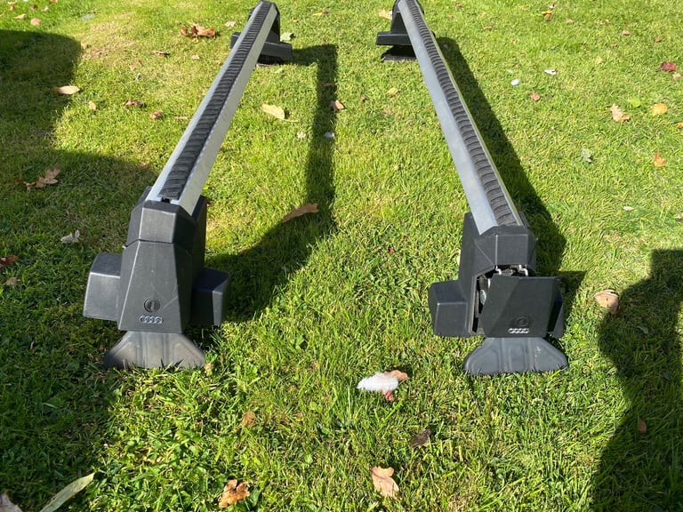 image for 2023 Audi Q2 roof bars