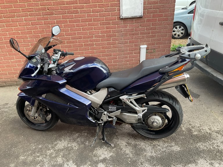 Honda, VFR, 2004, 781 (cc)