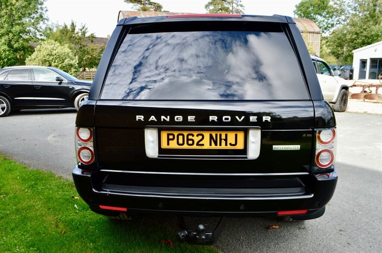 2012 Land Rover Range Rover 4.4 TDV8 Westminster 4dr Auto ESTATE DIESEL Automatic