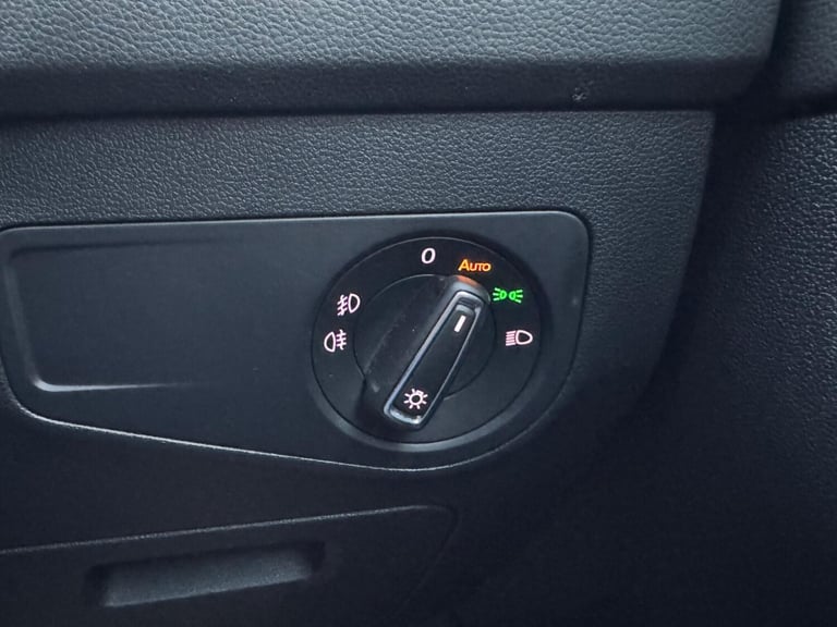 2017 Volkswagen Tiguan 2.0 TDI SE Navigation DSG Euro 6 (s/s) 5dr ESTATE Diesel Automatic