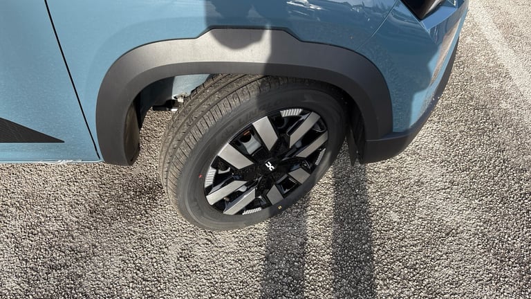 2025 Dacia Spring 27kWh Expression 65 48kW 5dr Auto Electric Hatchback Hatchback Electric Automatic