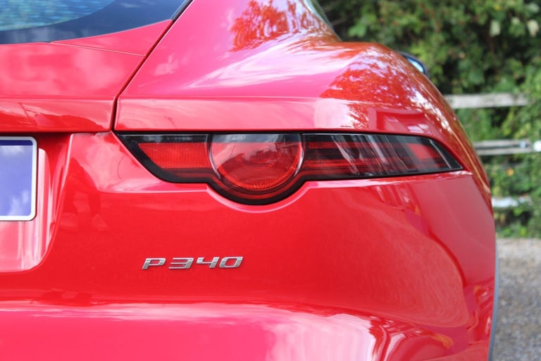  Jaguar F-Type 3.0 V6 R-Dynamic Auto Euro 6 (s/s) 2dr Petrol Automatic