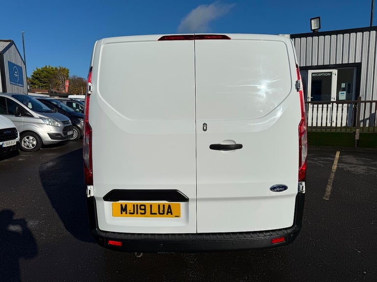 2019 Ford Transit Custom 2.0 300 EcoBlue Panel Van 5dr Diesel Manual L1 H1 Euro 6 (105 ps) Panel ...