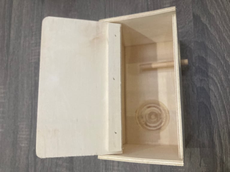 Bird / budgie nesting box - Brand new