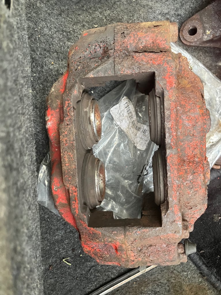 Subaru impreza wrx sti 4 pot calipers