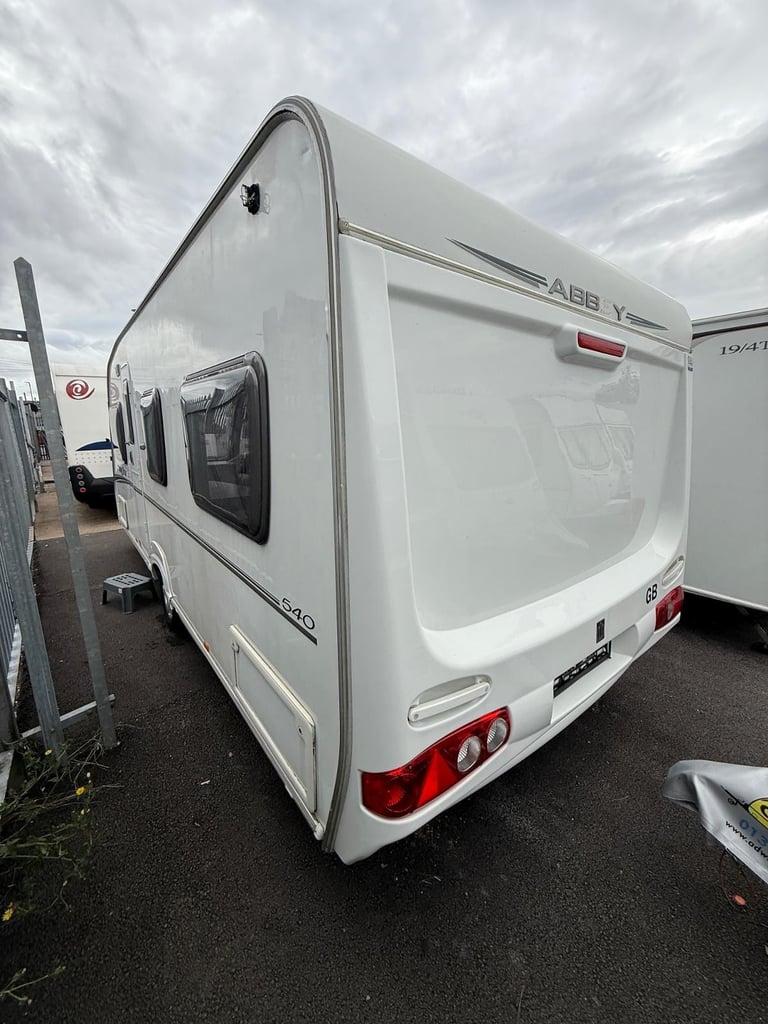 Abbey Freestyle 540 Fixed Bed Side Washroom