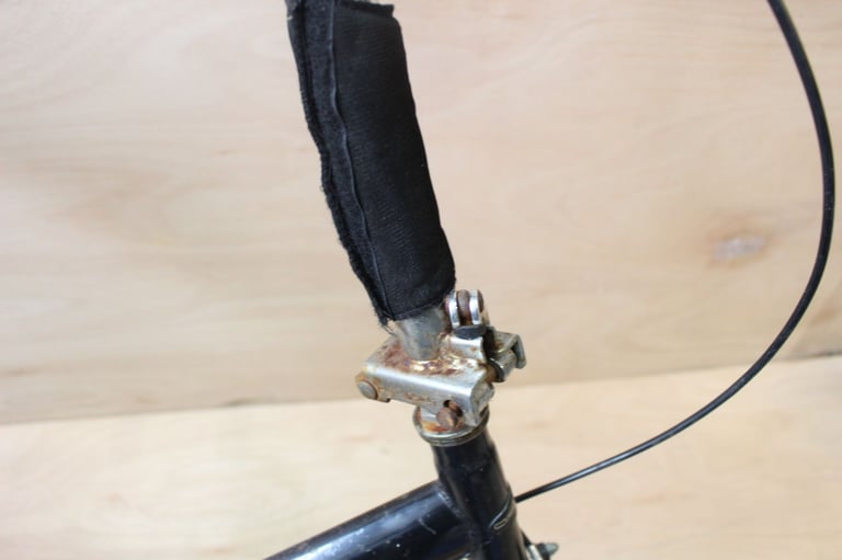 Black compact stowaway folding bike. Good working condition. Shopping. S size