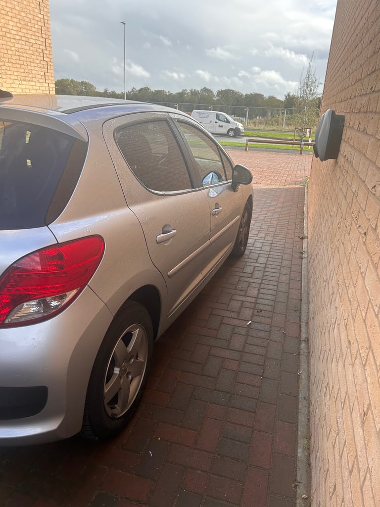 Peugeot, 207, Hatchback, 2010, Manual, 1397 (cc), 5 doors