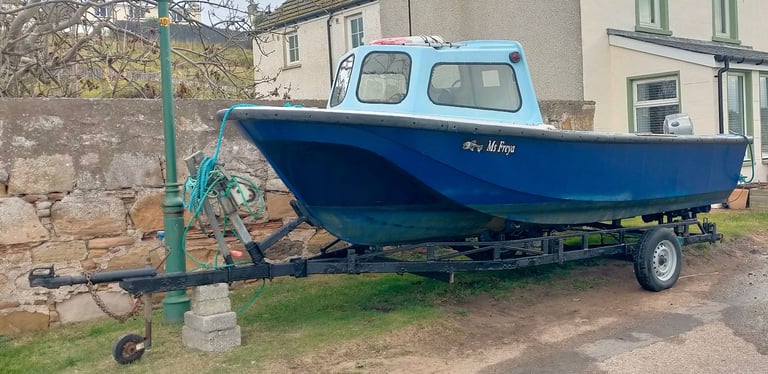 TaskForce 5.8 m Sea Fishing boat with 2 outboards and trailer