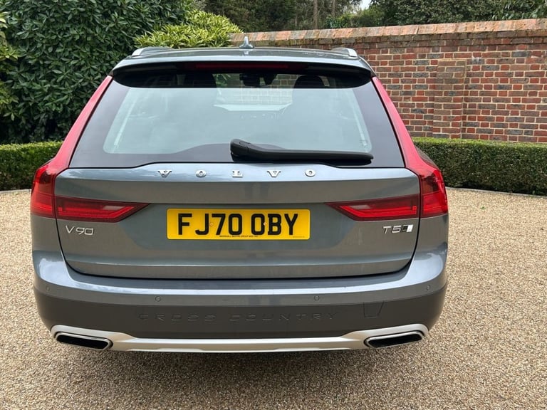 2020 Volvo V90 2.0 T5 Plus Estate 5dr Petrol Auto AWD Euro 6 (s/s) (250 ps) Estate Petrol Automatic