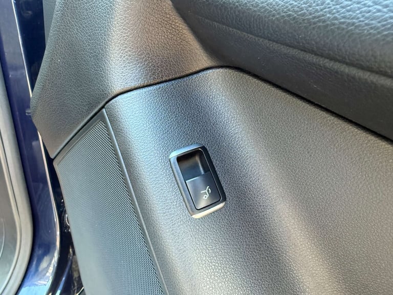 2013 Mercedes-Benz M Class 2.1 ML250 AMG Sport Bluetec Auto 4WD 5dr SUV Diesel Automatic