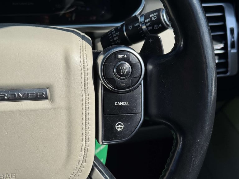 2014 Land Rover Range Rover 4.4 SDV8 Vogue 4dr Auto ESTATE DIESEL Automatic
