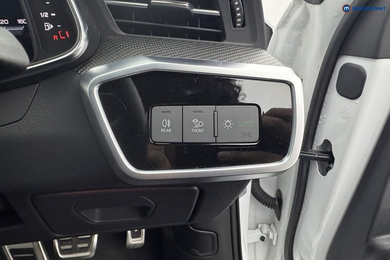 2022 Audi A6 40 TFSI Black Edition 4dr S Tronic Saloon Petrol Automatic