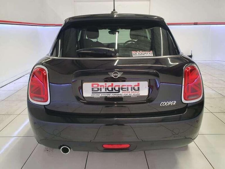 2020 MINI Hatch 1.5 Cooper Classic Hatchback 5dr HATCHBACK Petrol Manual