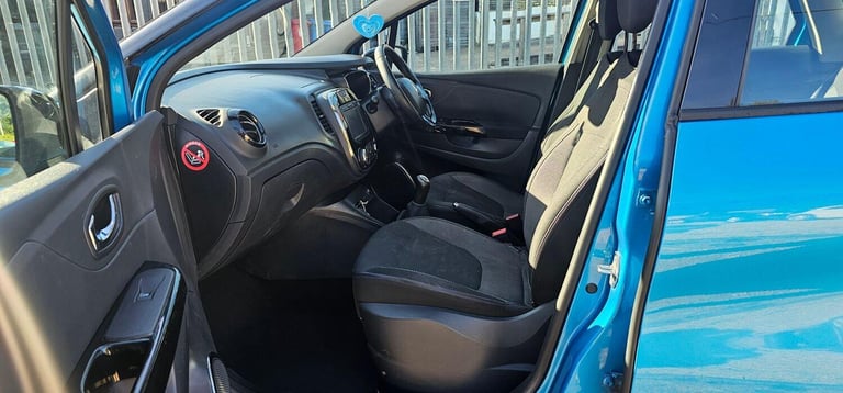 RENAULT CAPTUR 1.5 Dynamique MediaNav dCi 90 Stop &amp; Start 2014