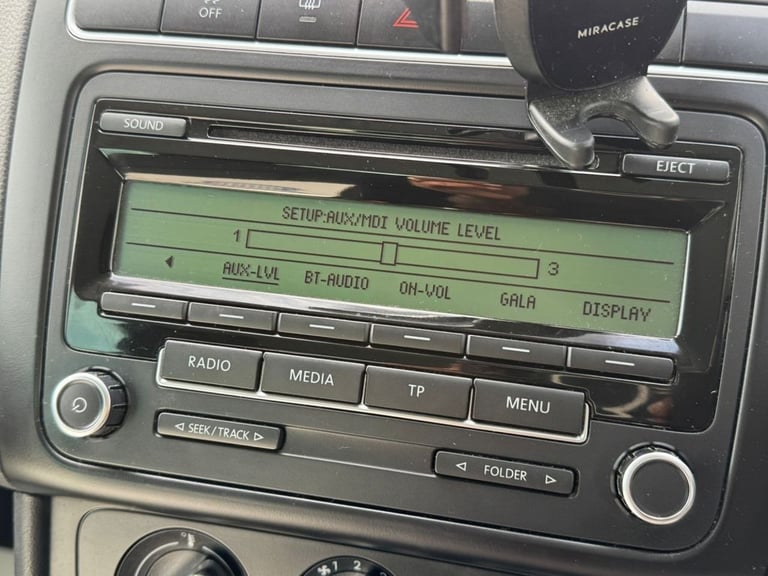 2011 61 VOLKSWAGEN POLO 1.2 MATCH HATCHBACK 5DR PETROL MANUAL EURO 5 (60 PS)