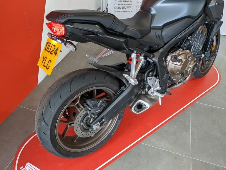 2024 HONDA CB650R NEO SPORTS CAFE GREY METALLIC T/TIDY FITTED 