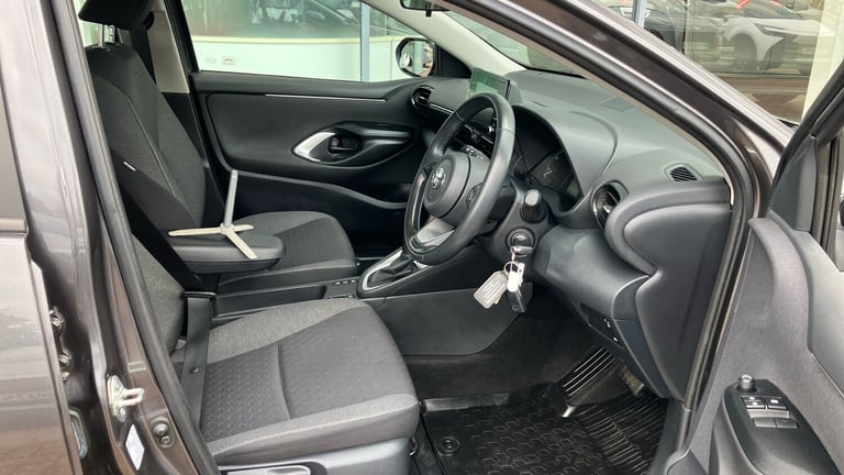 2022 Toyota Yaris 1.5 Hybrid Icon 5dr CVT Hybrid Hatchback Hatchback Hybrid Automatic