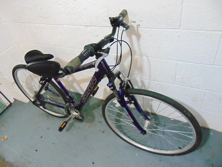 Aluminium Carrera Crossfire 2 (18 inch frame) Hardtail Hybrid Bike (free local delivery)