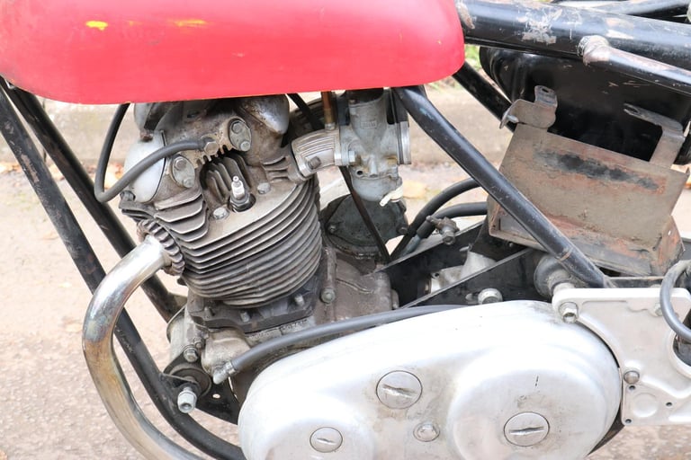 Norton Commando 750 1971 Winter Restoration Project.
