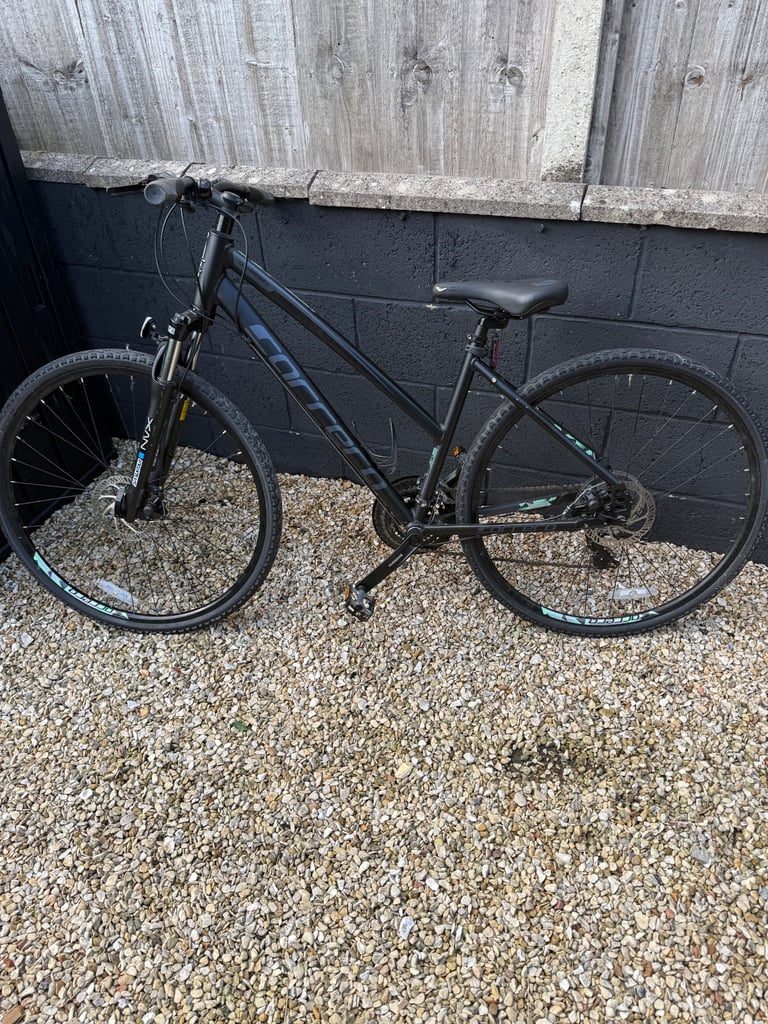 image for Carters Crossfire 2 Hybrid Bike Black + Accessories