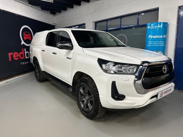 2022 Toyota Hilux 2.4 D-4D Icon Pickup Double Cab 4dr Diesel Manual 4WD Euro 6 (s/s) (150 ps) PIC...