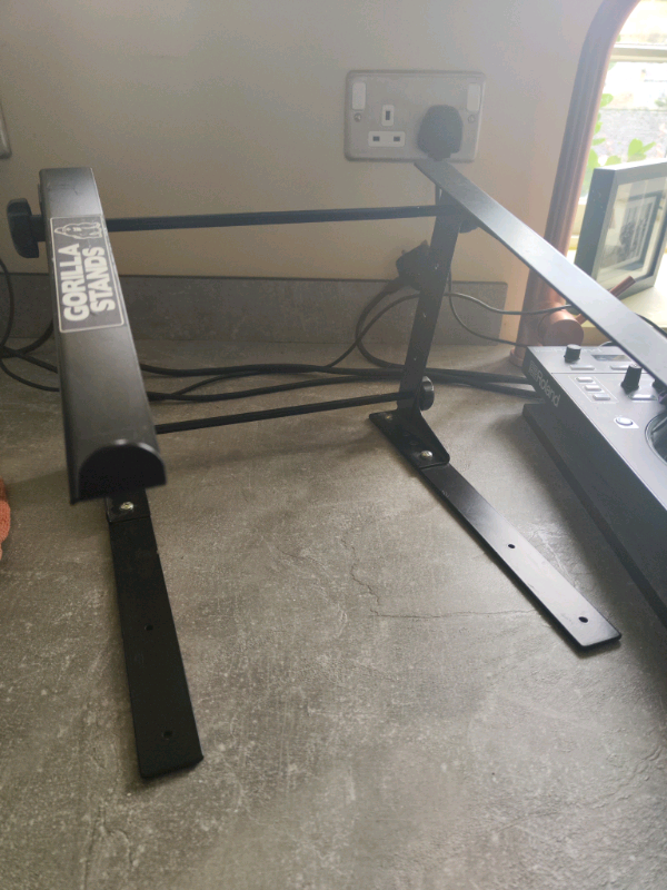Gorilla laptop stand