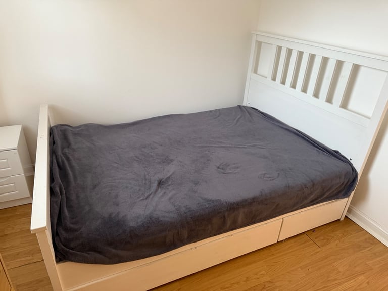 Double bed