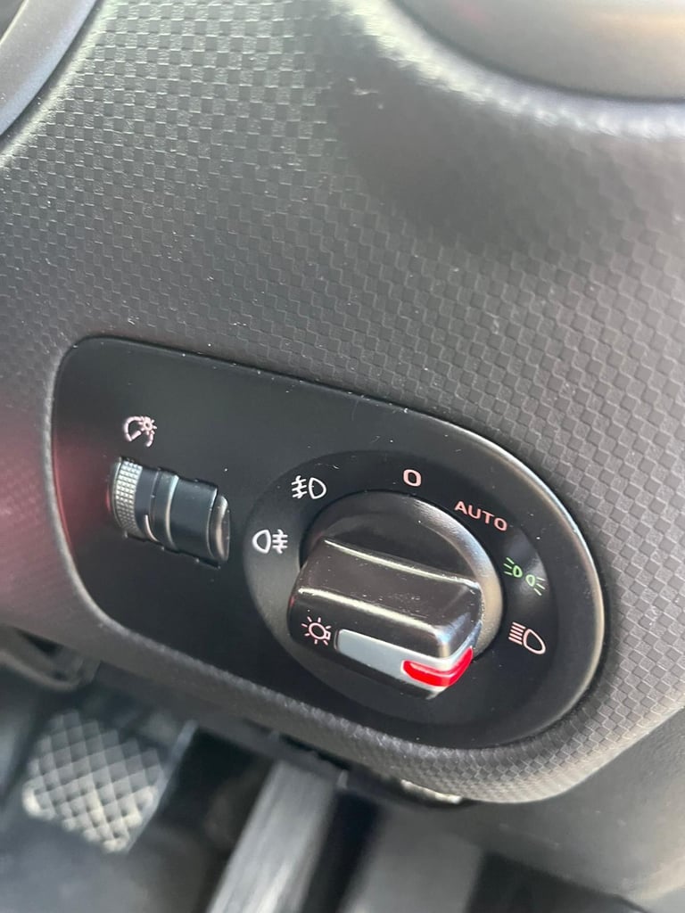 2010 SEAT Leon 2.0 TSI FR 5dr DSG HATCHBACK PETROL Automatic