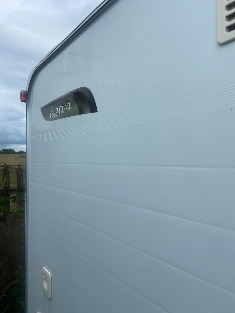 2013 Coachman Laser 620/4