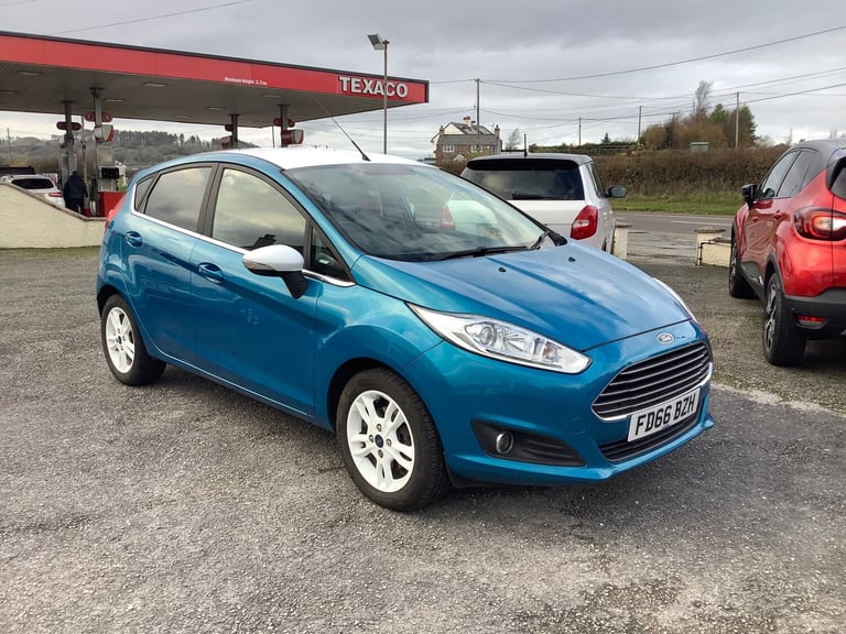 2016 Ford Fiesta 1.25 82 Zetec Blue 5dr HATCHBACK Petrol Manual