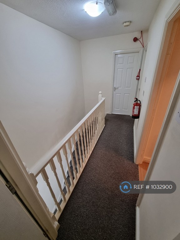 6 bedroom house in Bridgelea Road, Withington, M20 (6 bed) (#1032900)