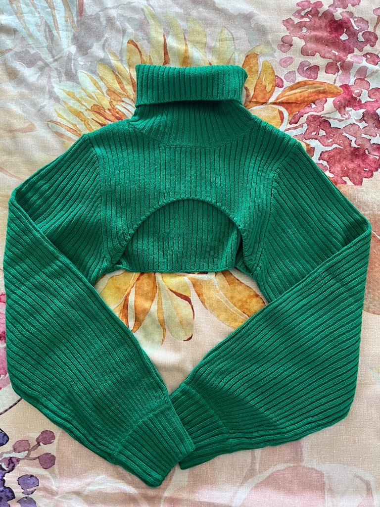 image for H&M Cropped Polo-Neck Jumper