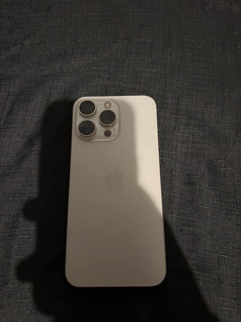 iPhone 15 pro max 