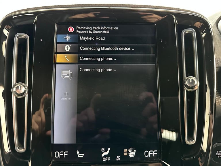  Volvo XC40 1.5h T4 Recharge 10.7kWh R-Design Auto Euro 6 (s/s) 5dr Petrol/Electric Hybrid Automatic