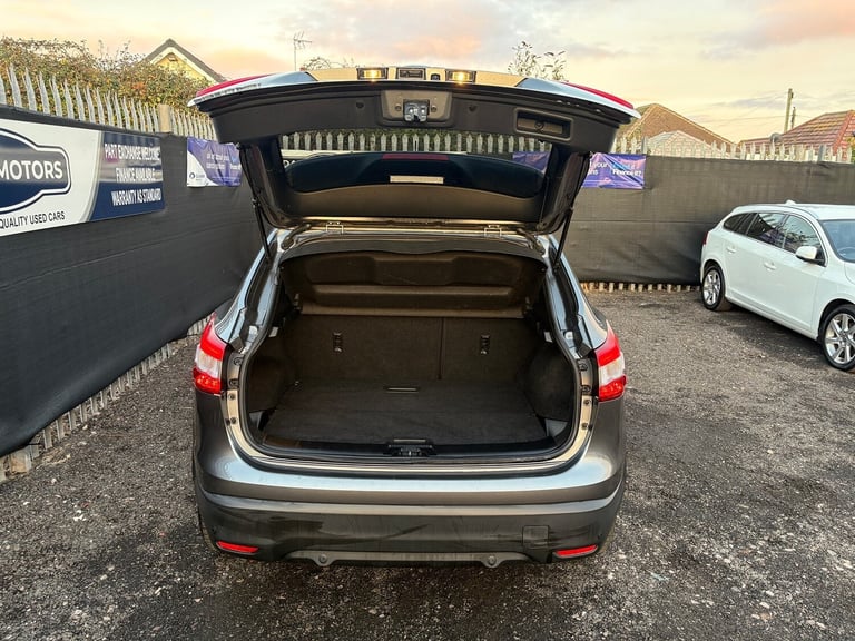 2016 Nissan Qashqai N-Connecta 1.6 DIG-T 163PS Hatchback Petrol Manual