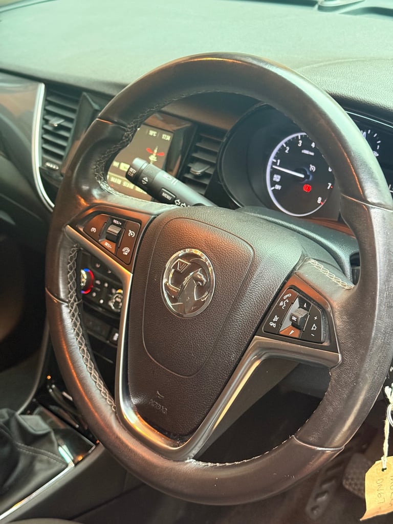 2017 Vauxhall Mokka X 1.6i Active 5dr HATCHBACK Petrol Manual