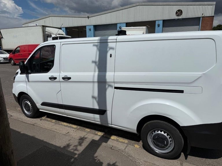 2019 19 FORD TRANSIT CUSTOM 2.0 300 ECOBLUE PANEL VAN 5DR DIESEL MANUAL L2 H1 EU