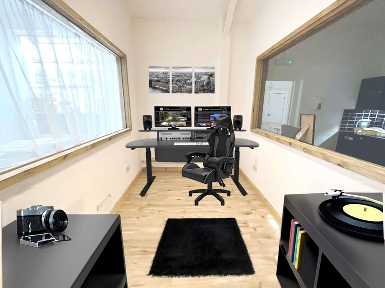 Creative Space | Office | Beauty Room | Workspace | Commercial Unit in South West London SW19
