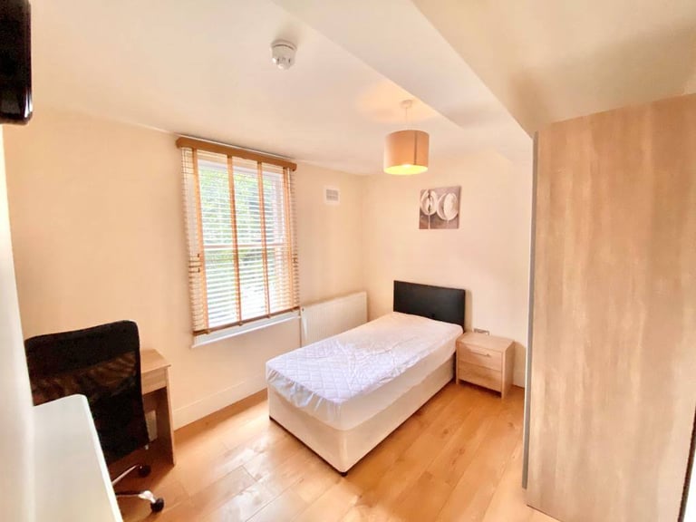 🏡 LUXURY 9 Bed House 🔥 Lincoln City Centre Location 🔥 Accredited 🏡