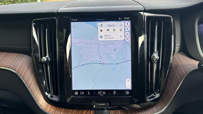 2022 Volvo XC60 2.0 B5P Ultimate Dark 5dr AWD Geartronic Petrol Estate Estate Petrol Automatic