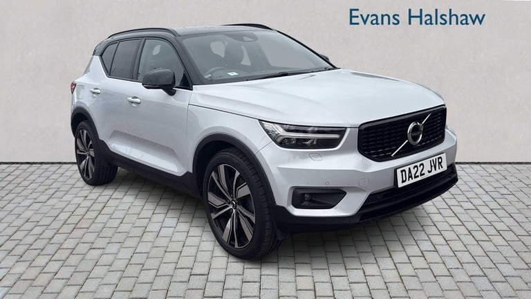 image for 2022 Volvo XC40 1.5 T5 Recharge PHEV R DESIGN Pro 5dr Auto Estate Plug-In Hy Automatic
