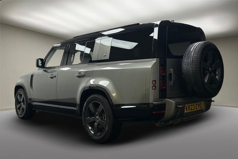  Land Rover Defender 130 3.0 D300 MHEV X-Dynamic SE SUV 5dr Diesel Auto 4WD Euro 6 (s/s) (300 ps)...